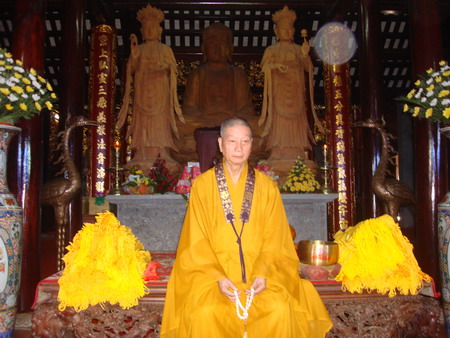 http://phatgiao.vn/images/news/httriquang03.jpg