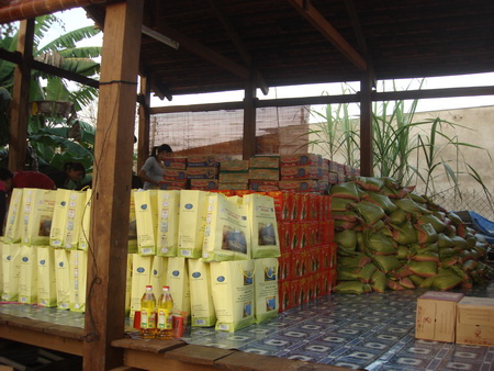 tuthiencd04.JPG