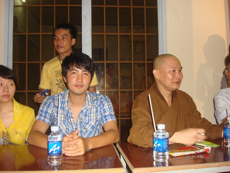 tthg04.JPG