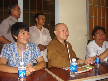 tthg06.JPG